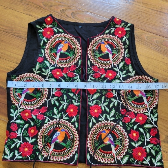 Uzbek Vintage Boho Embroidered Vest Birds & Floral Pattern‎ Black Festival M - Picture 7 of 9